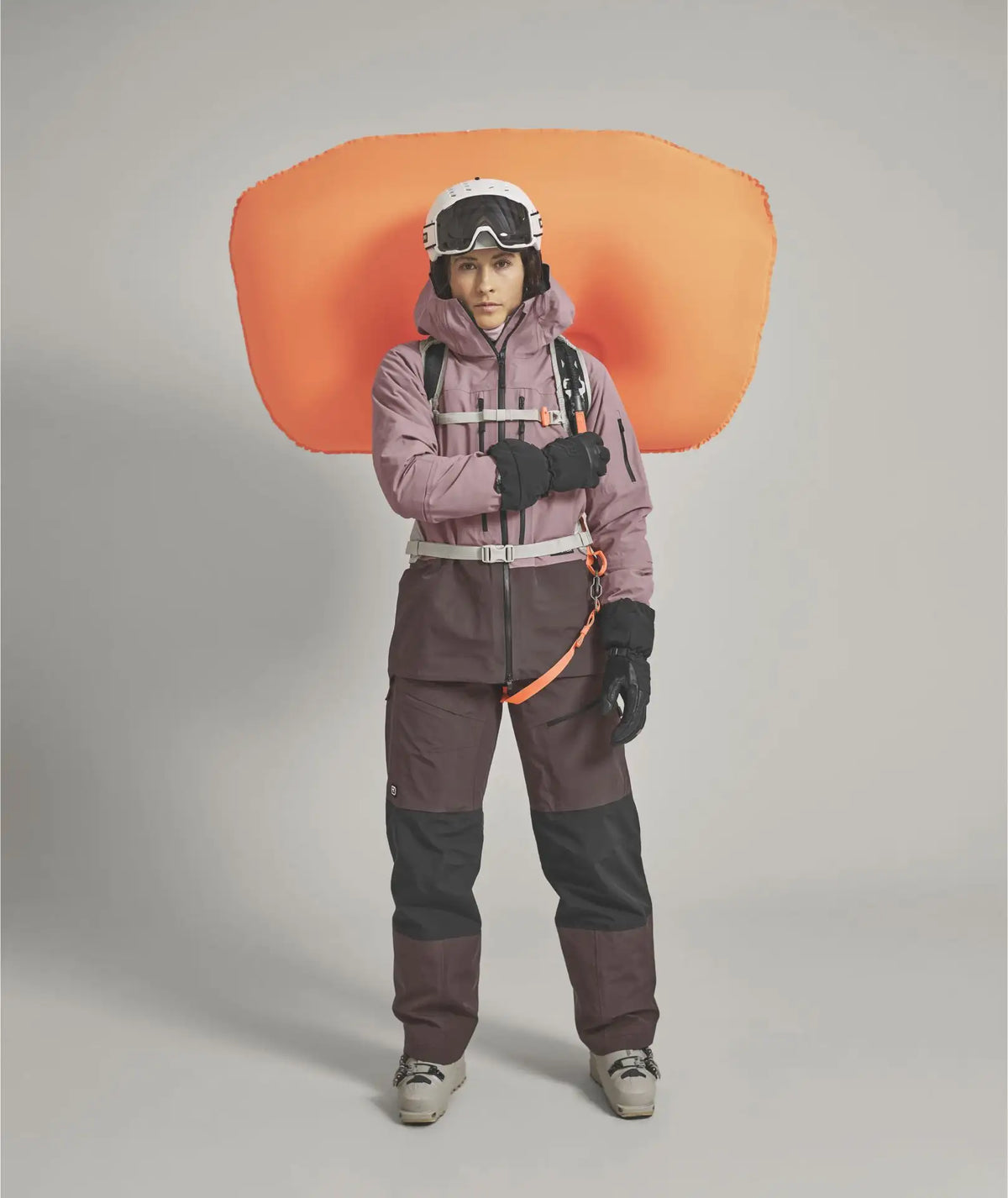 Skitourenrucksäcke / Lawinenairbags
